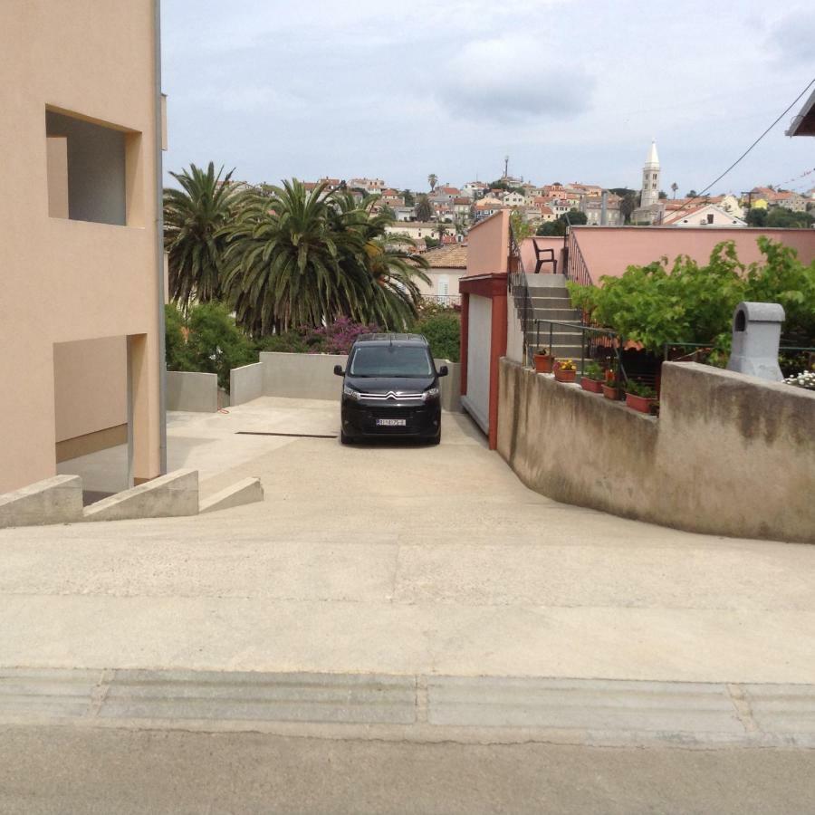 Apartments Villa Forida Mali Lošinj Buitenkant foto