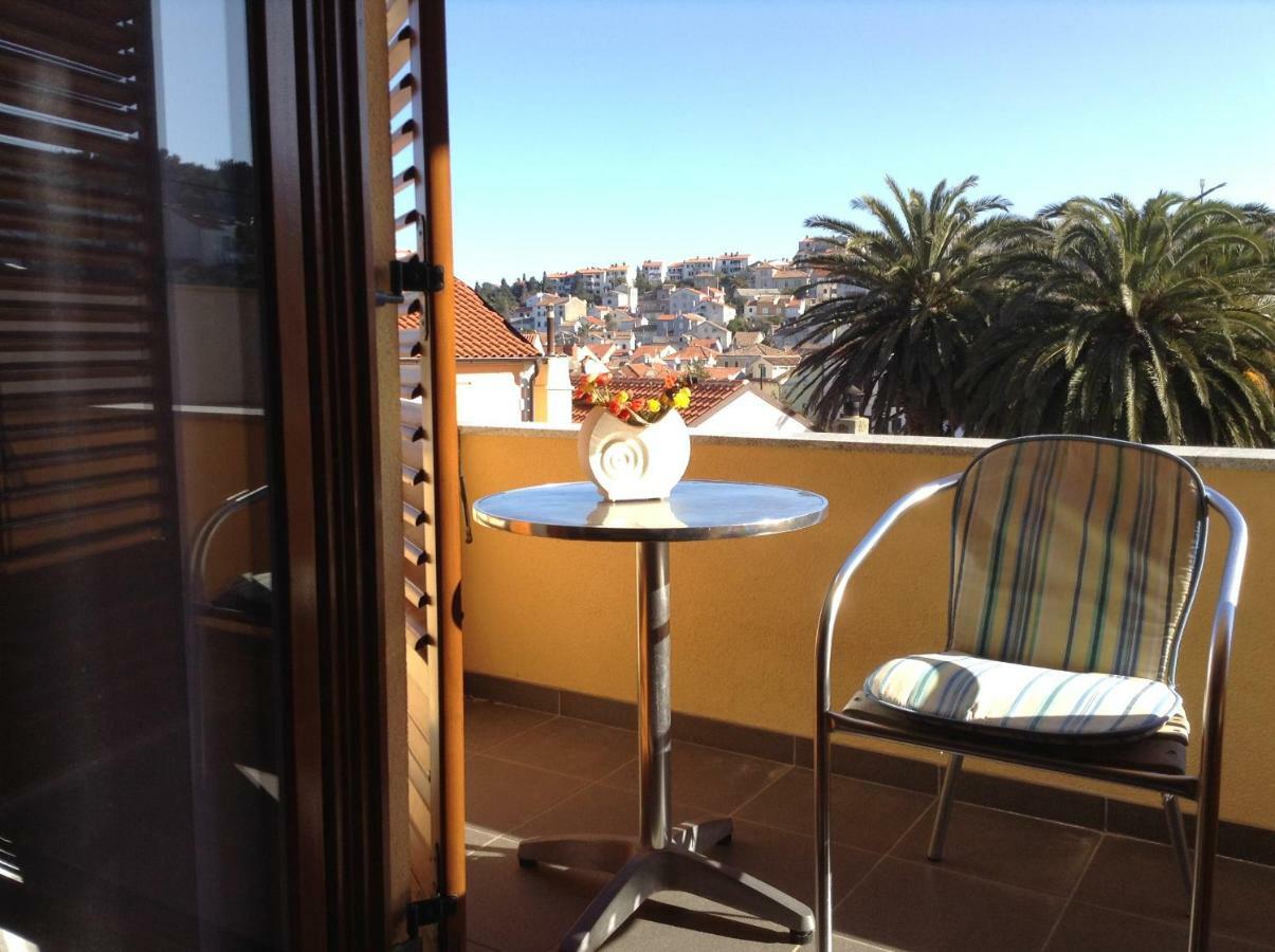 Apartments Villa Forida Mali Lošinj Buitenkant foto